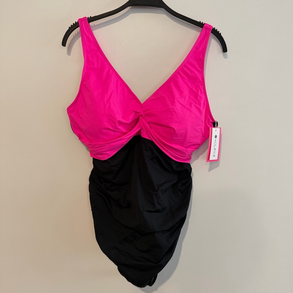 NWT Holipick Hot Pink and Black‎ Twist-Front One-Piece Swimsuit Size XXL
